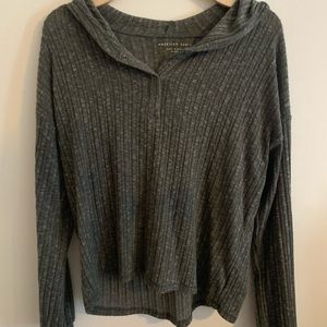 American Eagle hooded soft shirt